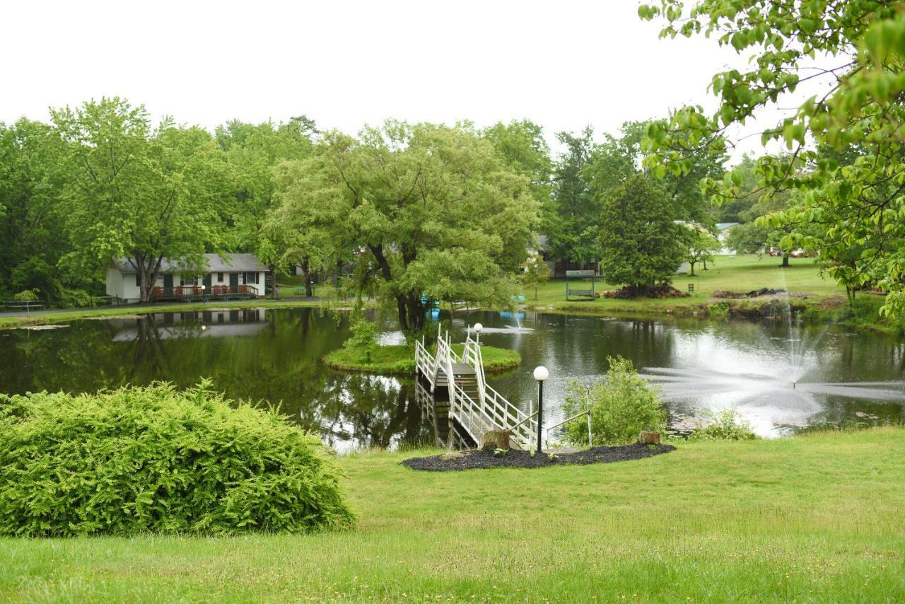 Chestnut Grove Family Resort Mount Pocono Εξωτερικό φωτογραφία